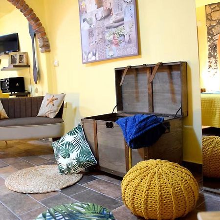 Agriturismo Su'E Lentu Боза Екстериор снимка