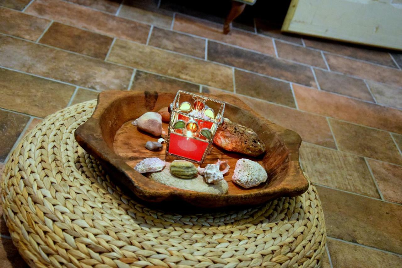 Agriturismo Su'E Lentu Боза Екстериор снимка